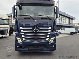 Mercedes-Benz Actros 1851 with Retarder