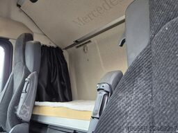 Mercedes-Benz Actros 1851 with Retarder