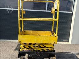 Boss 4,55m Arbeitsbühne Personenlift, BJ 2009