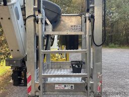Teupen LEO30Tplus