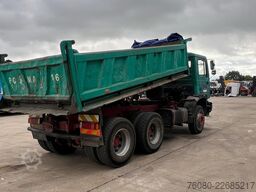 MAN 26.422 (6 CYLINDER / 6X4 / STEEL SUSP. / LAMES)