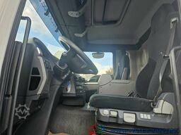 MAN TGS 26.320 6x2 BDF Mitnahmestapler AHK 1. Hand