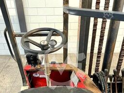 Moffett M7 30.4W