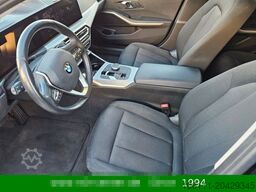 BMW 320d  Touring  xDrive  Navigation wenkbar