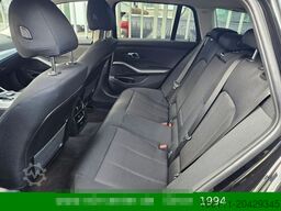 BMW 320d  Touring  xDrive  Navigation wenkbar