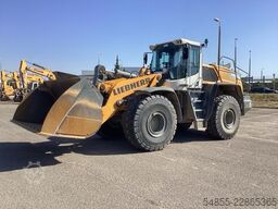 LIEBHERR L566 Xpower