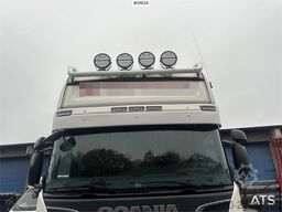 Scania R620 tractor unit w/ NATO connector and low mileag