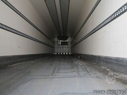 Chereau 3 axle frigo trailer