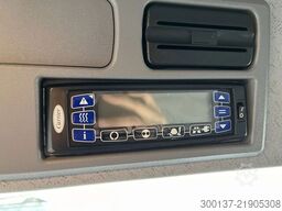 Mercedes-Benz Atego 1725 4x4 Refrigerator Truck