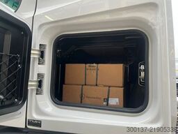 Mercedes-Benz Actros 2045 S 4x2 Tractor Head