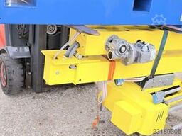 Certis Tendo 2000 Rotary Arm Pallet Stretch Wrapper