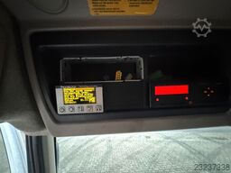 DAF LF 16.260 Tiefkühlkoffer mit Ladebordwand