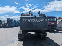 VOLVO EC 220 / SW + 2 Löffel
