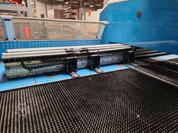 Finn Power SG6 met schaar, laad en ontlaadeenheid