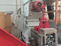 Heger LION 300 B1200