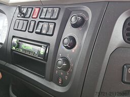 DAF LF 290 16T TAILLIFT AIRCO