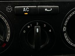 VOLKSWAGEN T5 Kombi 1.9 Tdi Lang 9 Sitze Klima Schiebetür