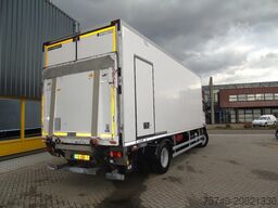 MAN TGM 18.250 + carrier supra 850euro 6 + lift  + 19T