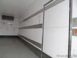 MAN TGM 18.250 + carrier supra 850euro 6 + lift  + 19T