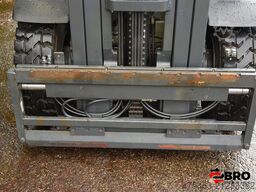 Linde H50D-01 1204 5 Hydr. Valves!