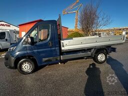 PEUGEOT Boxer Pritsche 335 L2 BlueHDi 130