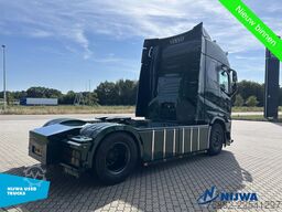 Volvo FH 500 TC 4x2 Showtruck + I-Park