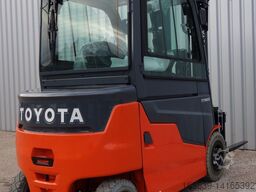 Toyota 9FBM30T
