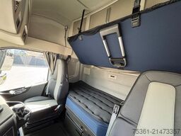 VOLVO FH500 Aero Globetrotter XL Miete / Mietkauf
