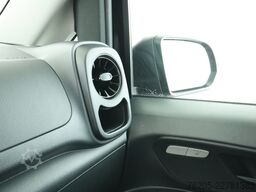 Mercedes-Benz Vito 116 CDI Tourer lang Automatik, 9-Sitze