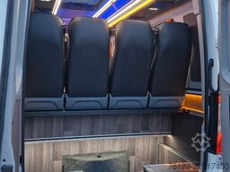 MERCEDES-BENZ 519  Allrad 4 x 4  20 / 23 Sitzer schnelle Liefe