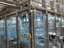 SMI Blasmaschine, Füller, Verschließer, Combiblock