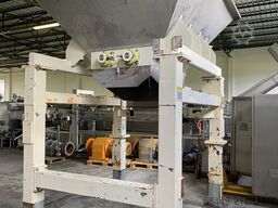 Heckmann Product aanvoerbunker + Opvoervijzel