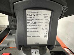 Toyota SPE 200 DN - NICHT FAHRBEREIT / NO RUNNER !!!