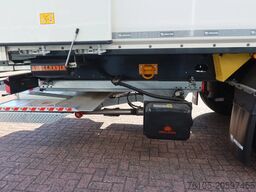 Wielton 3 Asser. Gesloten met Dhollandia klep 2500 kg L...