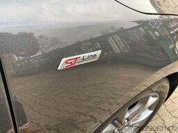 FORD Focus 110kW ST-Line X Autom*PANO*LED*Navi*Digita