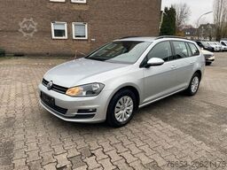 VOLKSWAGEN Golf 1.6 TDI DSG Variant* Navi* Klima* MFL* PDC