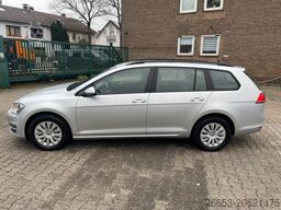 VOLKSWAGEN Golf 1.6 TDI DSG Variant* Navi* Klima* MFL* PDC