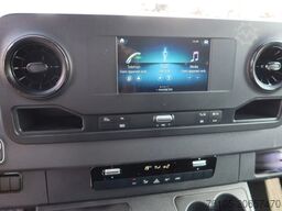 Mercedes-Benz Sprinter 317 Koel/Vries L2/H2 220 Volt stekker