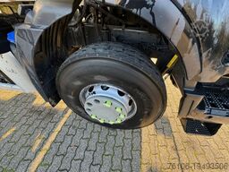 IVECO Trakker AD 260 Fassi F135a