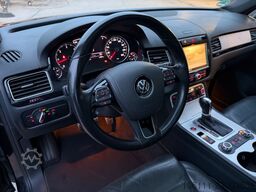 VW Touareg V8 4,2 TDI PANO/LUFTFEDERUNG/AHK