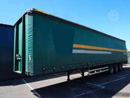 Burg 3 axle curtainside trailer