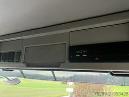 Volvo *RHD* FM-370 6x2R Kehrichtwagen