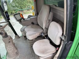 John Deere T560i