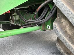 John Deere T560i