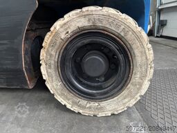 Doosan B25X-7