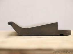 unbekannt 30/143 mm  R4