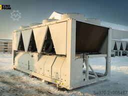 Used Aircooled chiller CARRIER 30RQ0522 0157 PEE 465 kW/560 kW