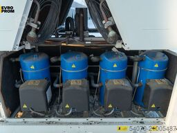 Used Aircooled chiller CARRIER 30RQ0522 0157 PEE 465 kW/560 kW