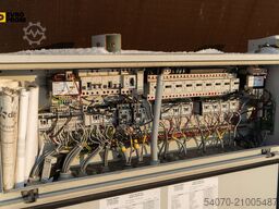 Used Aircooled chiller CARRIER 30RQ0522 0157 PEE 465 kW/560 kW