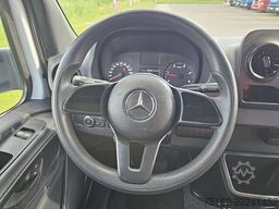MERCEDES-BENZ SPRINTER 315 Bakwagen Laadklep!